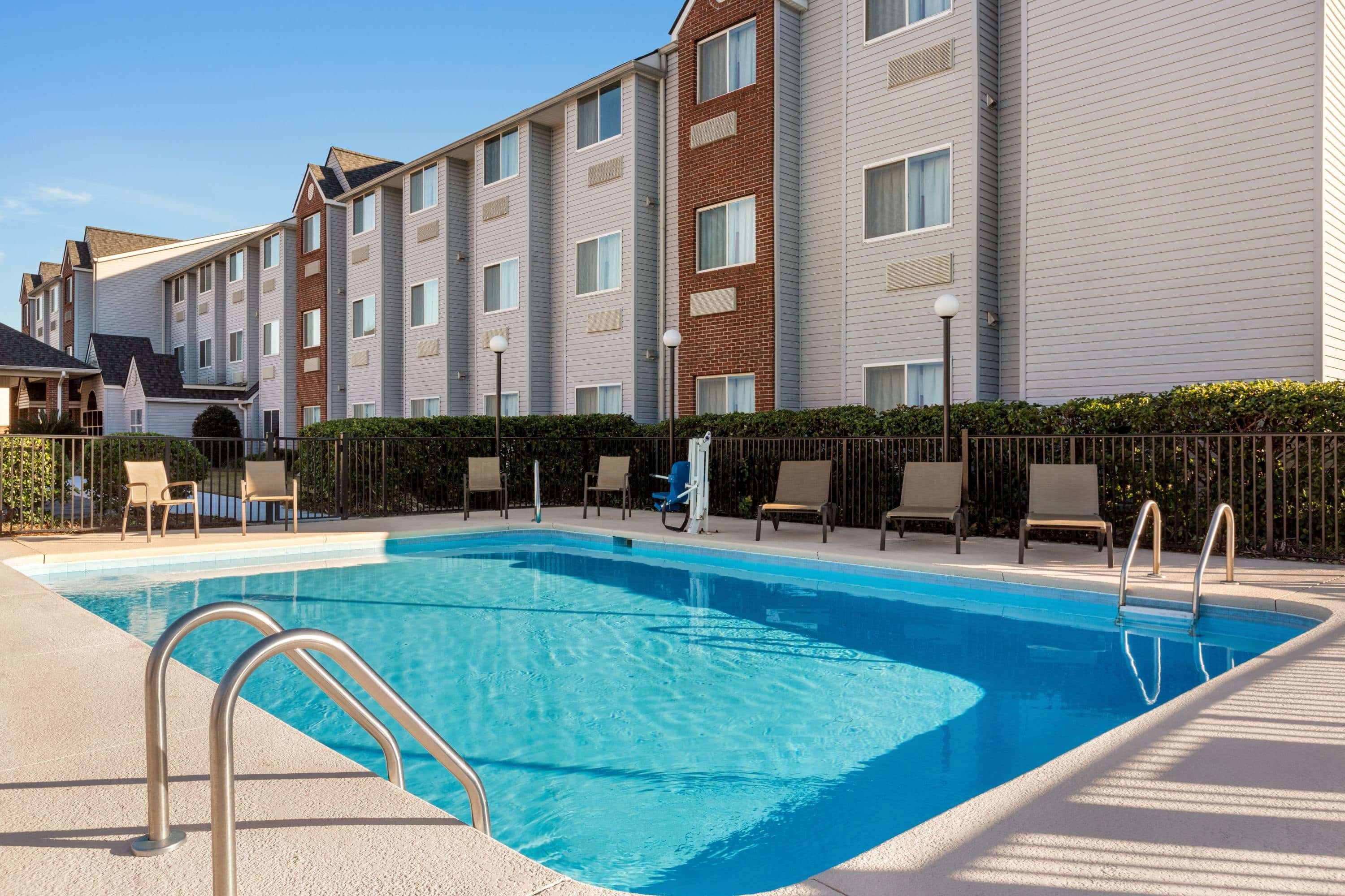 Microtel Inn & Suites By Wyndham Tifton Exterior foto